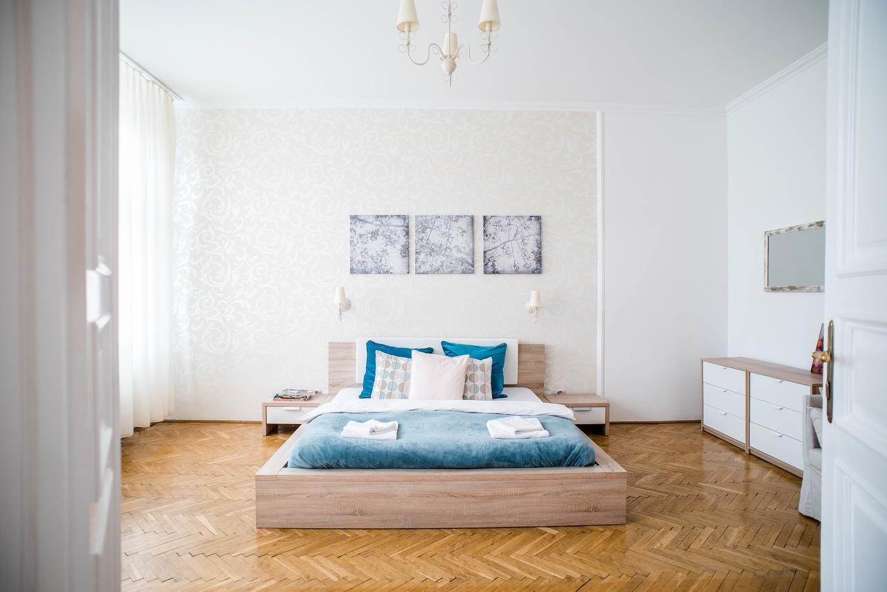 Nine Trees Apartment Boedapest Buitenkant foto