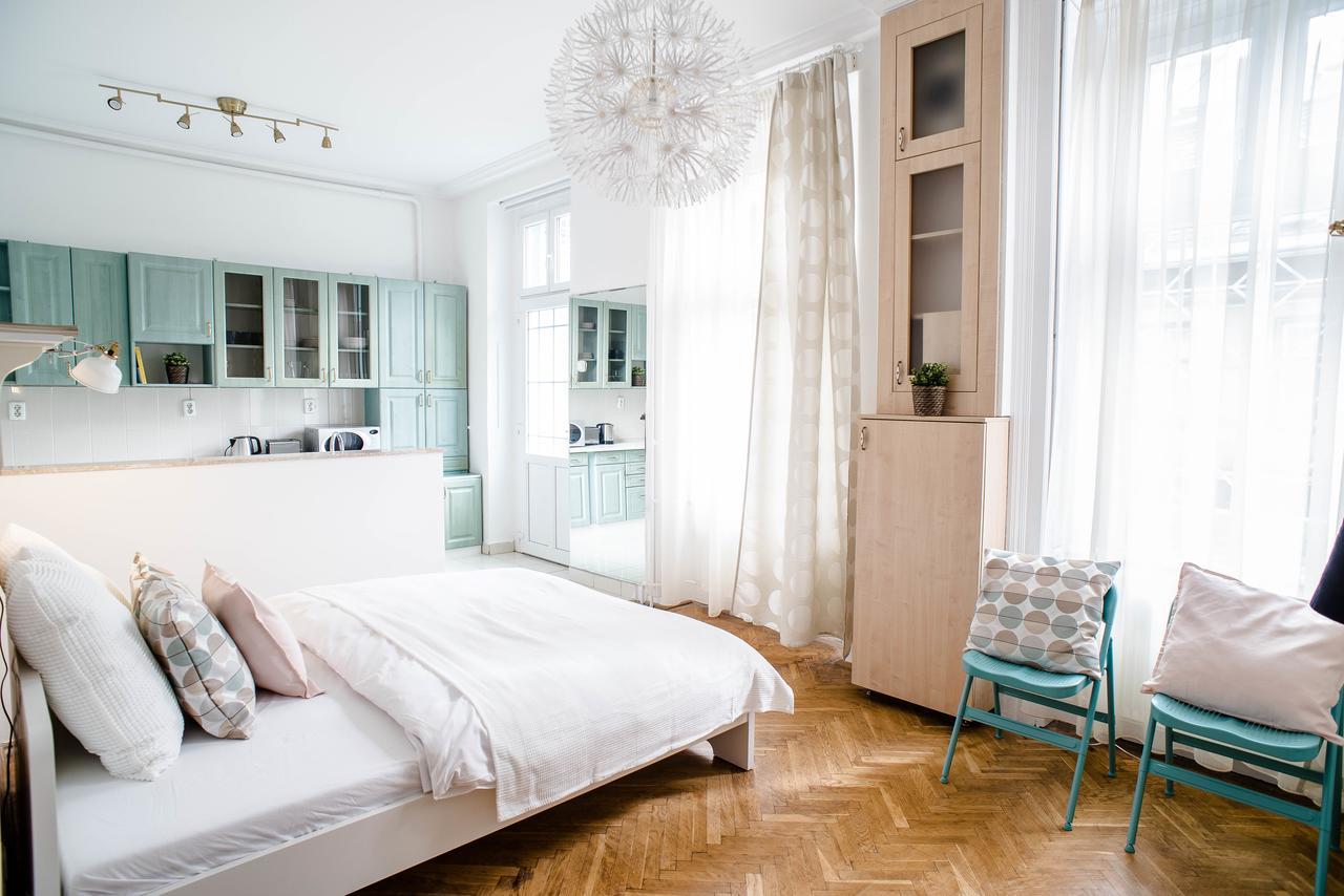 Nine Trees Apartment Boedapest Buitenkant foto
